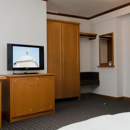 Alekto Hotel