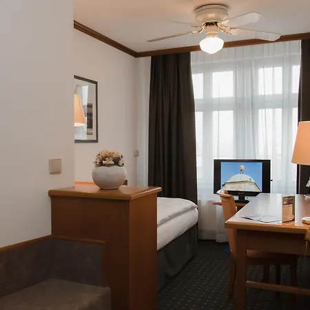 Alekto 4* Freiberg