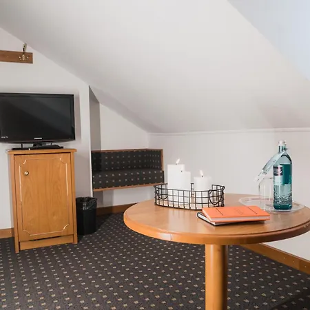 Alekto Hotel