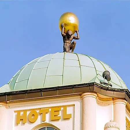 Alekto Hotel 4*
